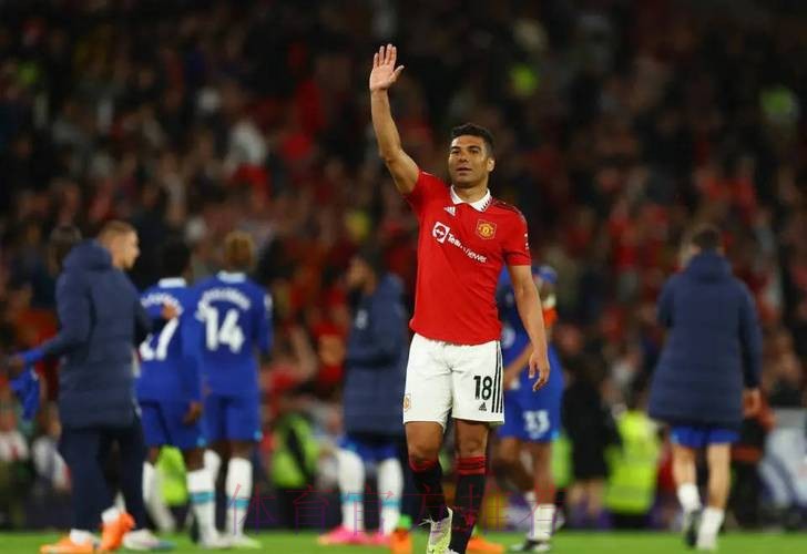 塞尔:卡塞米罗214场西甲犯规382次 从未被直红罚下